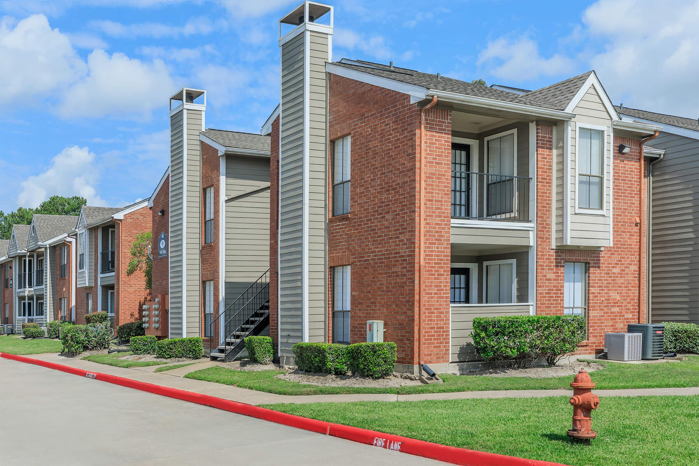 Hunters Creek exterior